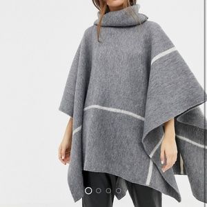 b.Young Roll Neck Poncho